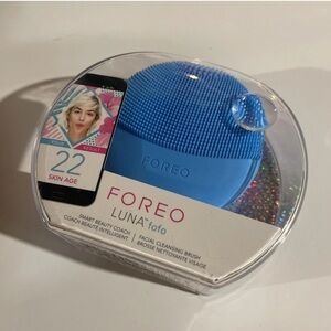 FOREO Luna Fofo Skincare Device Facial Beauty Smart Brush new in sealed box